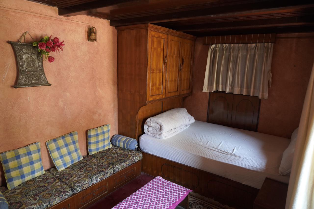 Moonlight Guest House Bhatgoan 外观 照片